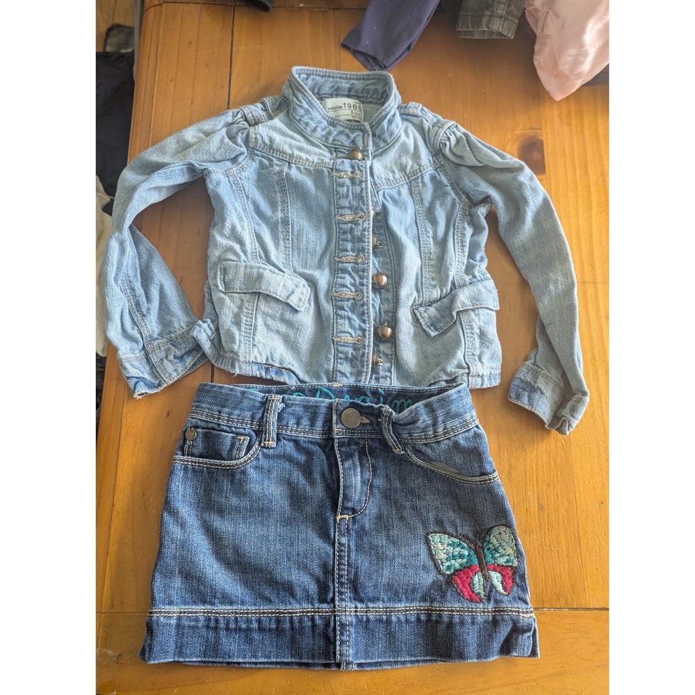 Baby Gap‎ Toddler Girls Denim Jacket and Butterfly Skirt Set Size 3 Years